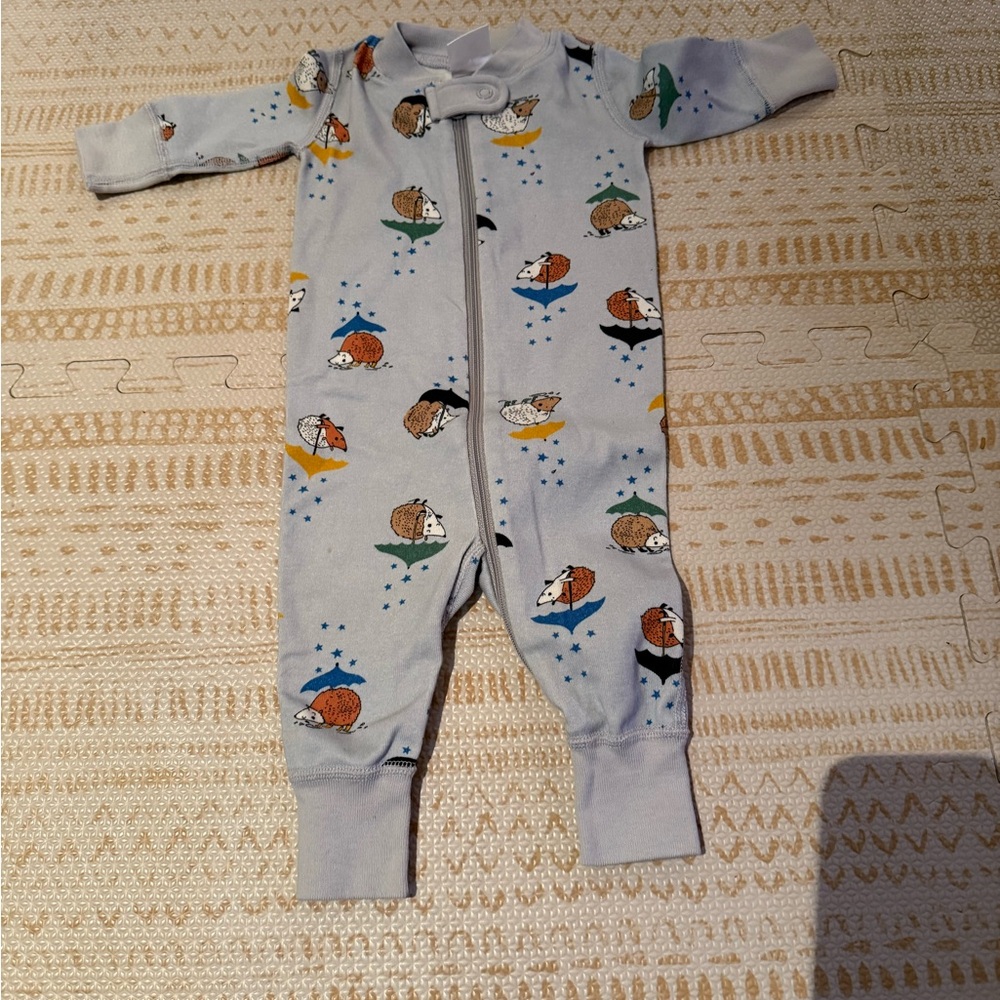 Hanna Andersson organic cotton hedgehog with umbrellas one piece